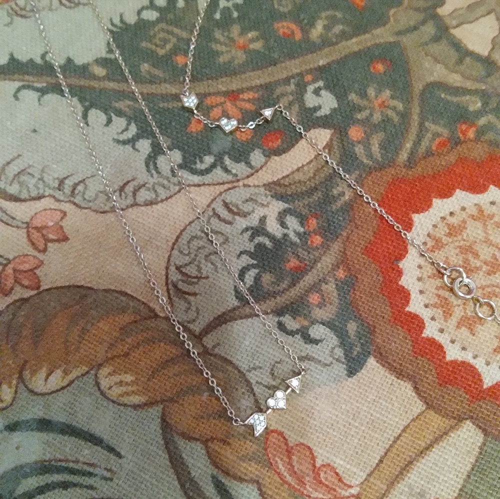Chloe and Isabel Arrow necklace